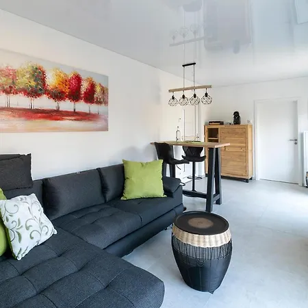 Lakeside Michaela Hotel