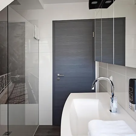 Lakeside Michaela 4*