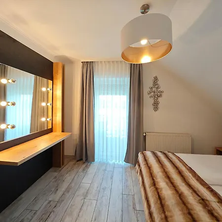 Hotel Lakeside Michaela