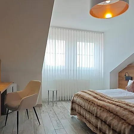 Hotel Lakeside Michaela 4*