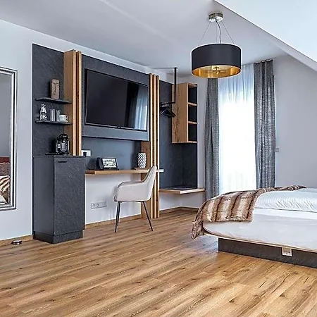 Lakeside Michaela Hotel Antrifttal