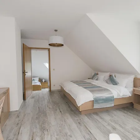 Lakeside Michaela 4* Antrifttal