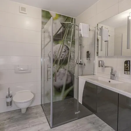 Lakeside Michaela 酒店 Antrifttal