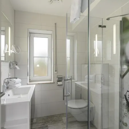 Lakeside Michaela 酒店 4*