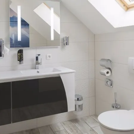 Lakeside Michaela 酒店 Antrifttal