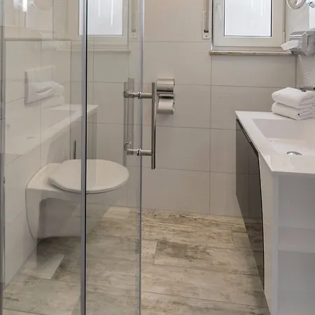 Lakeside Michaela 4* Antrifttal