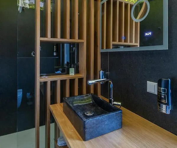 Hotel Lakeside Michaela