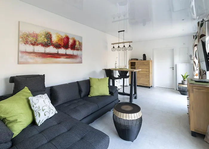 Lakeside Michaela Hotel