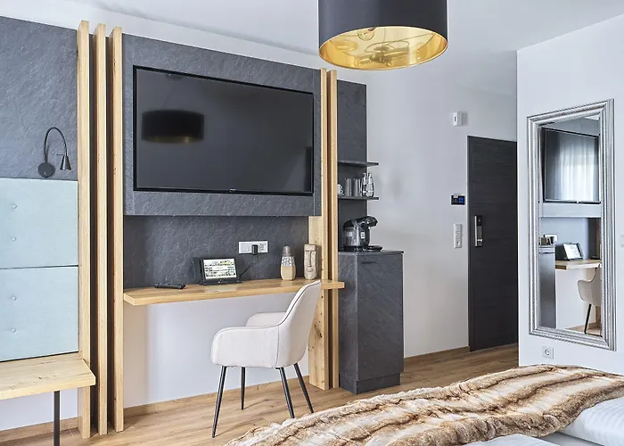 Hotel Lakeside Michaela 4*