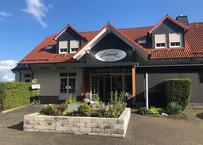 Lakeside Michaela Hotel